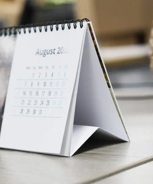 Alternative view of Personalised Horizontal Desk Calendar