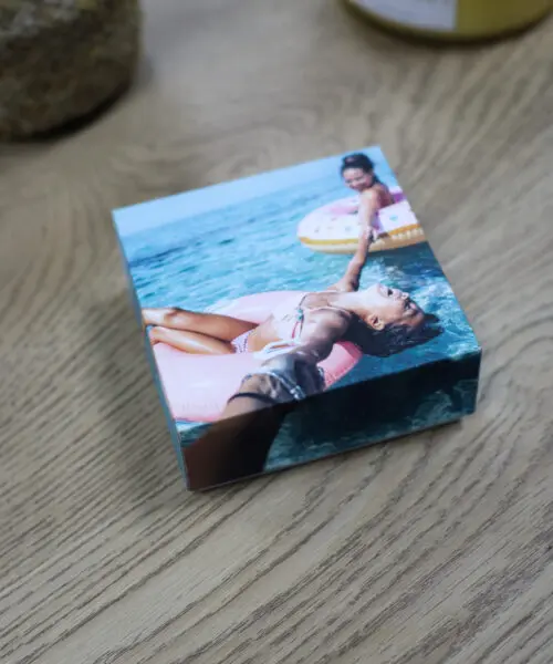 Alternative view of Pull-Out Photo Box