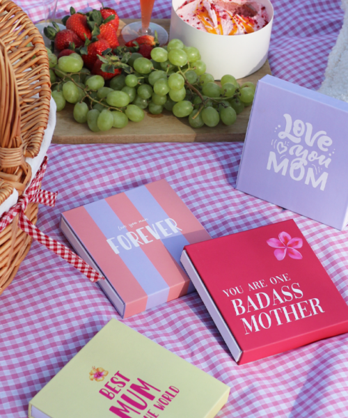 Alternative view of Mother's Day Photo Prints Box